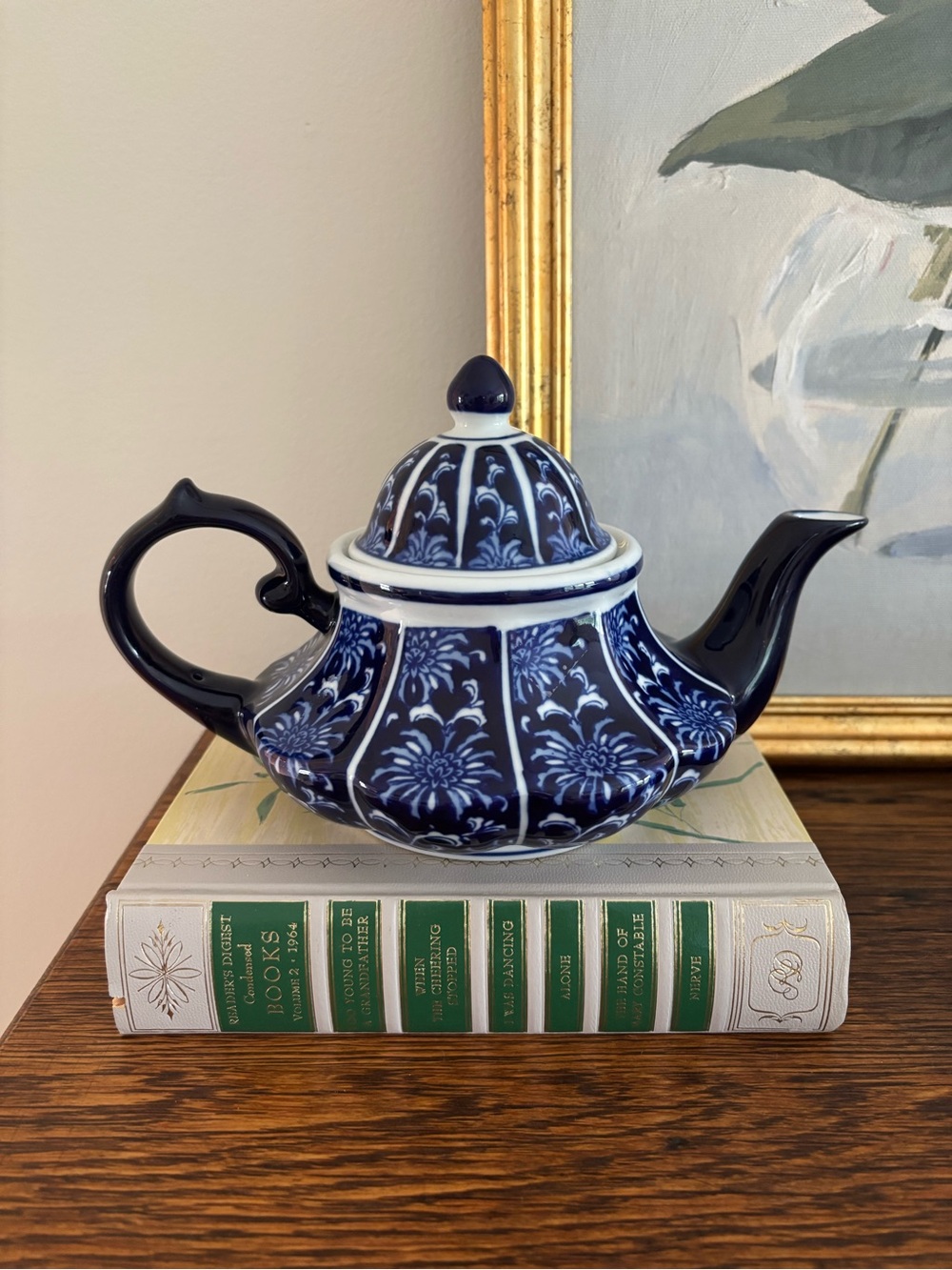 Bombay vintage blue and white teapot